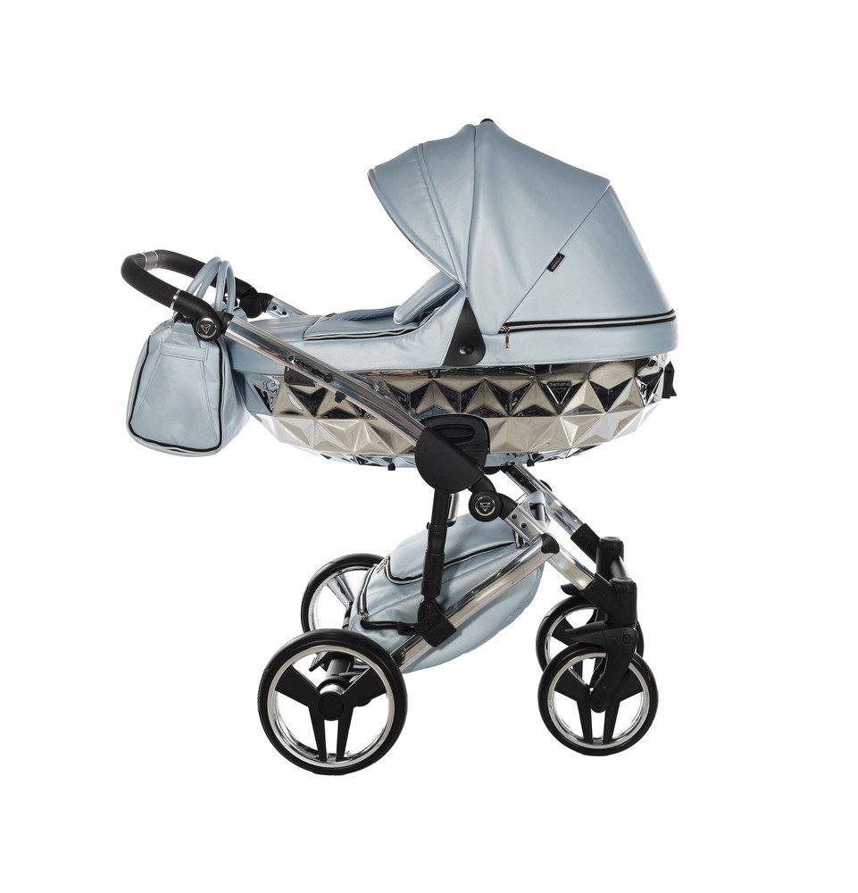 Universalus vežimėlis Junama Fluo V3 2in1, Light Blue-Silver Glossy Universalus vežimėlis Junama Fluo V3 2in1, Light Blue-Silver Glossy