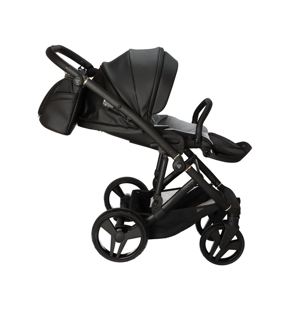 Universalus vežimėlis Junama Diamond Classic 3in1, Black