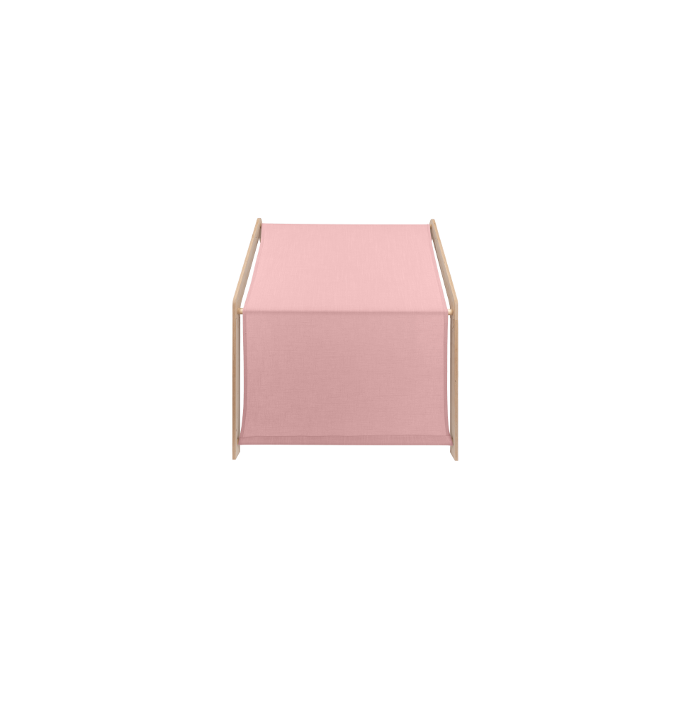 Medinis namelis su rožiniu stogu