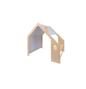 Medinis žaidimų namelis su žydru stogu