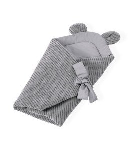 Vokelis su ausytėmis, pilka