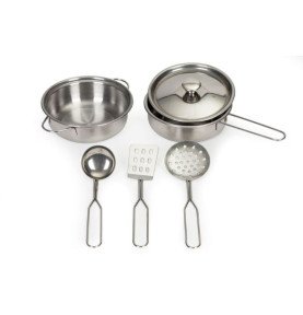 Medinė virtuvė su orkaite, degikliais, mikrobangų krosnele ir priedais