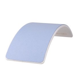 Medinė balansinė lenta su žydru veltiniu – balta, 80x30 cm