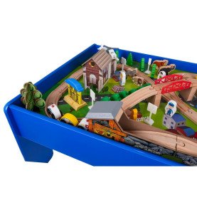 Medinis žaidimų stalas su traukinuku ir priedais