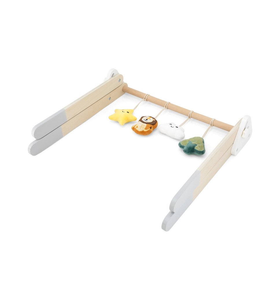 Medinis žaidimų stovelis