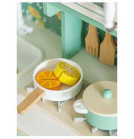 Medinė „Vintage“ stiliaus virtuvėlė, žalia