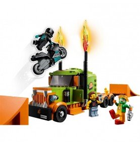 LEGO® City Stuntz Kaskadininkų pasirodymo sunkvežimis 60294